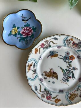 Vintage Floral Bird Trinket Jewelry Dishes Mismatched Pair Limoges Cloisonné